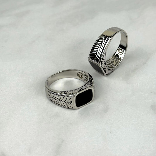 Onyx Chevron Ring