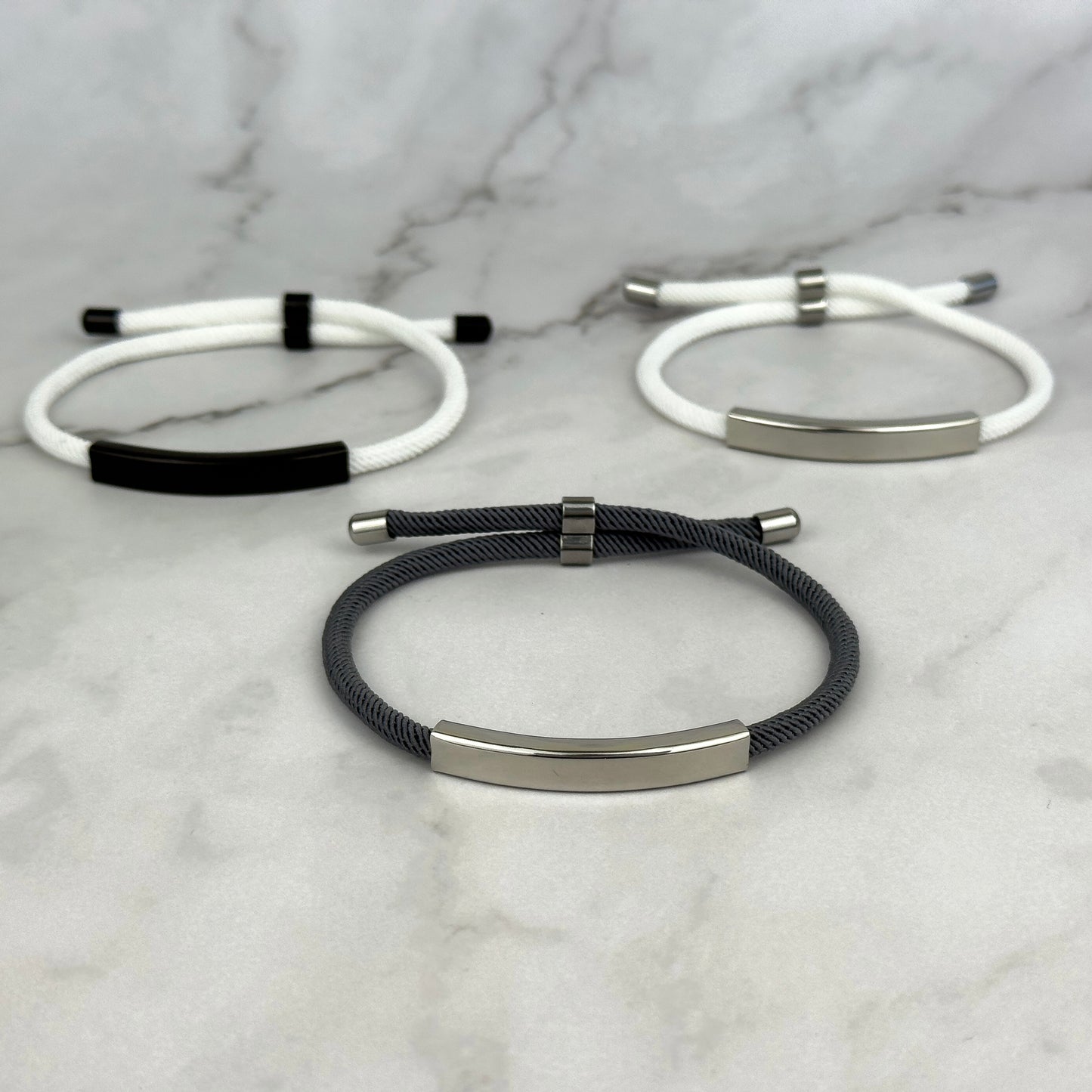 Thread Armband